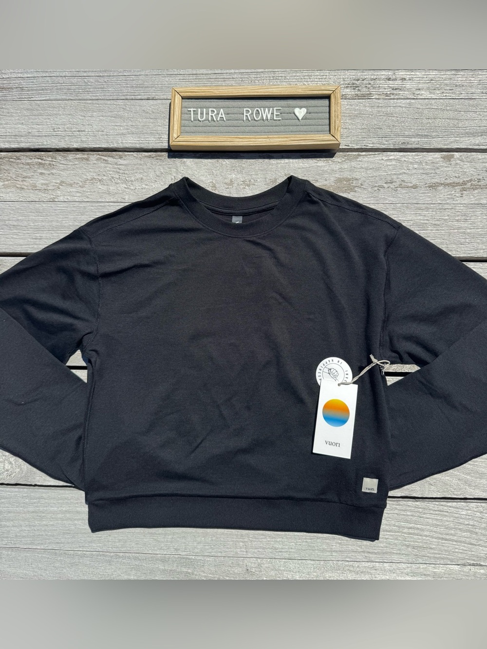 Vuori Women’s Halo Modern Crew Black Heather Size XS NWT